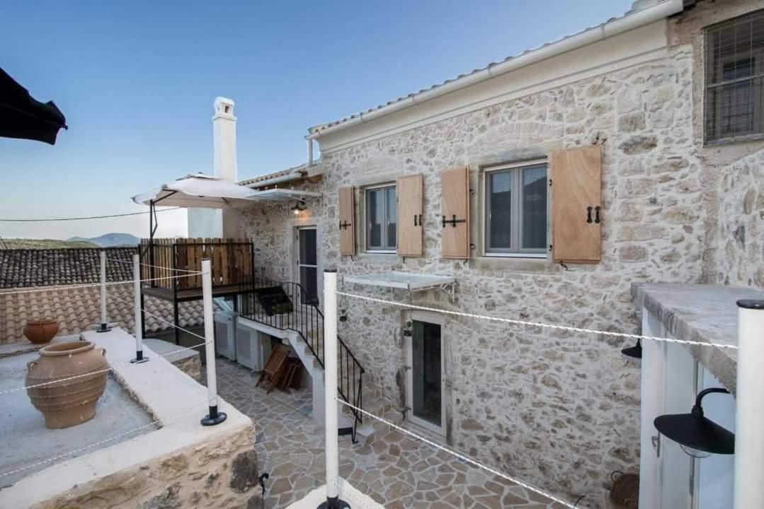 Villa Nikolas Est 1773 Áno Korakiána Exterior foto